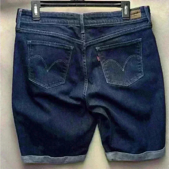 Levi's Women Bermuda Shorts Mid-Strecth Denim Blue Jeans Dark Indigo Size 12 - Picture 2 of 2